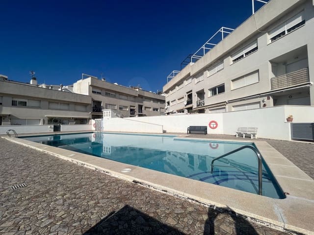 2 soveværelse Lejlighed til salg i El Vendrell med swimmingpool garage - € 196.000 (Ref: 9995804)