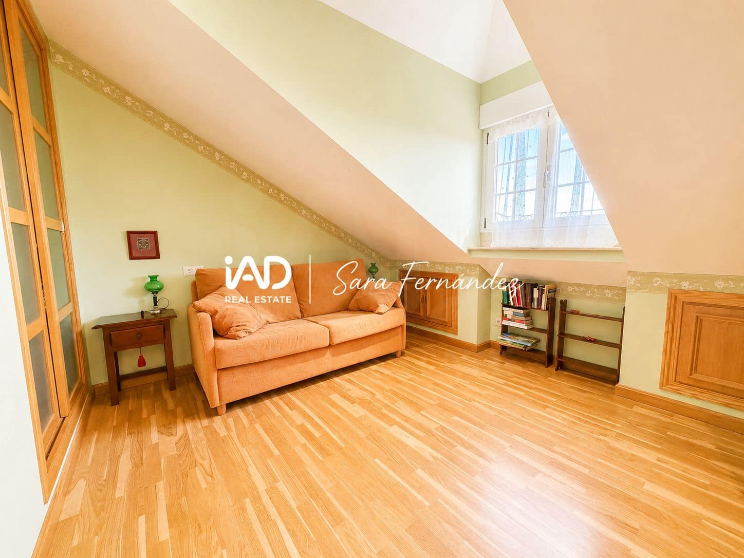 Casa de 3 habitaciones en Sariegos en venta con garaje - 245.000 € (Ref: 9996308)