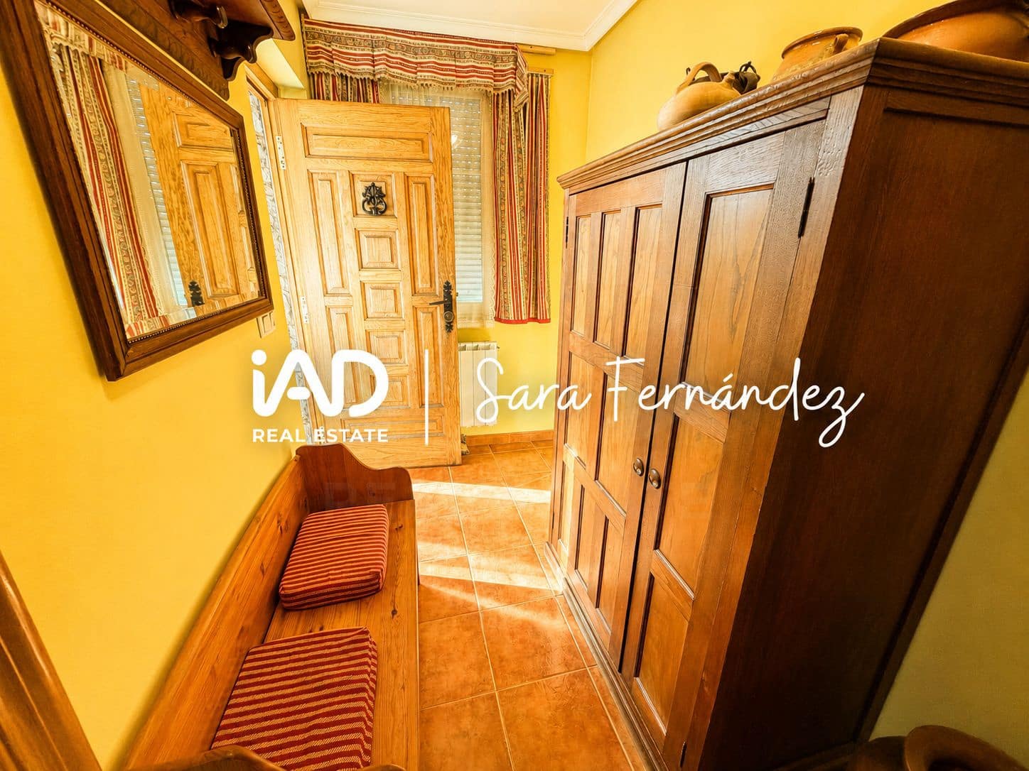 Casa de 3 habitaciones en Sariegos en venta con garaje - 245.000 € (Ref: 9996308)