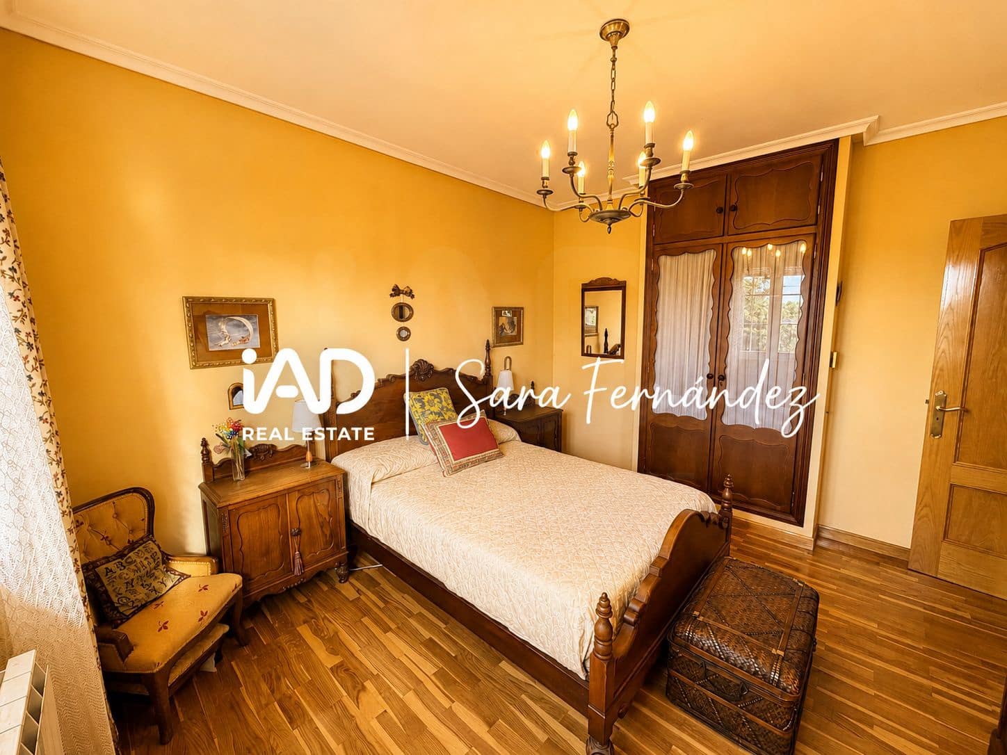 Casa de 3 habitaciones en Sariegos en venta con garaje - 245.000 € (Ref: 9996308)