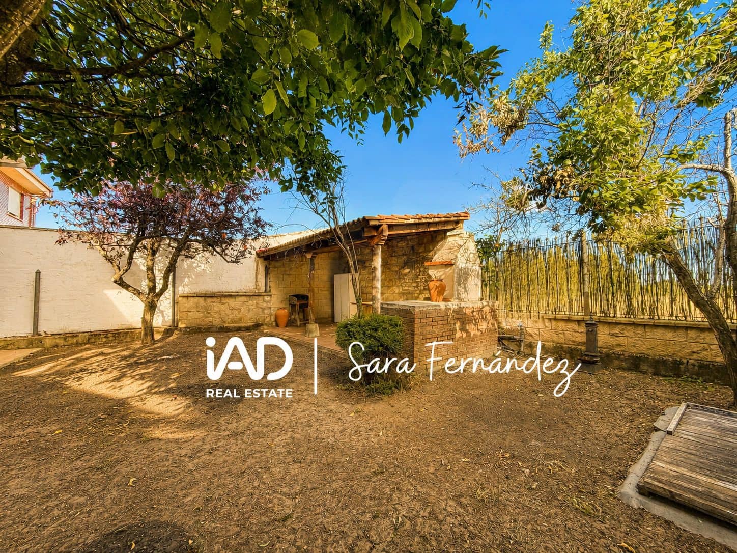 Casa de 3 habitaciones en Sariegos en venta con garaje - 245.000 € (Ref: 9996308)