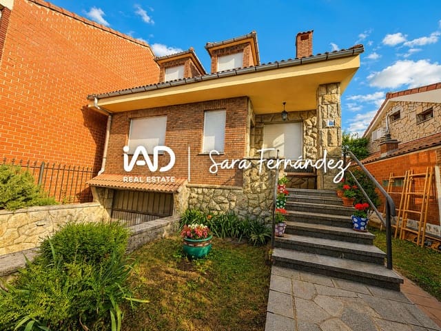 Casa de 3 habitaciones en Sariegos en venta con garaje - 245.000 € (Ref: 9996308)
