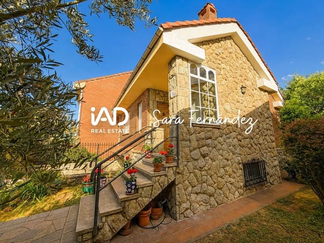 Casa de 3 habitaciones en Sariegos en venta con garaje - 245.000 € (Ref: 9996308)