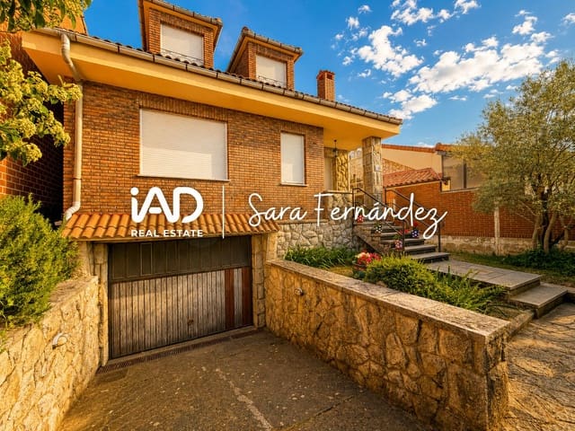 Casa de 3 habitaciones en Sariegos en venta con garaje - 245.000 € (Ref: 9996308)