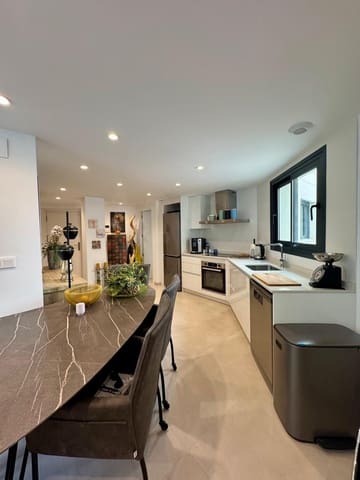 Apartamento de 2 habitaciones en Florida Baja, Alicante / Alacant ciudad en venta con piscina garaje - 270.000 € (Ref: 9996310)