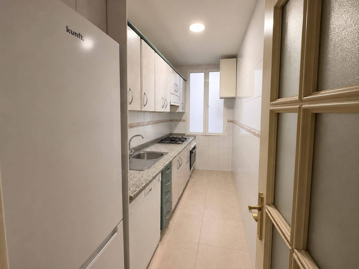 3 soveværelse Lejlighed til salg i Madrid by - € 470.000 (Ref: 9996315)