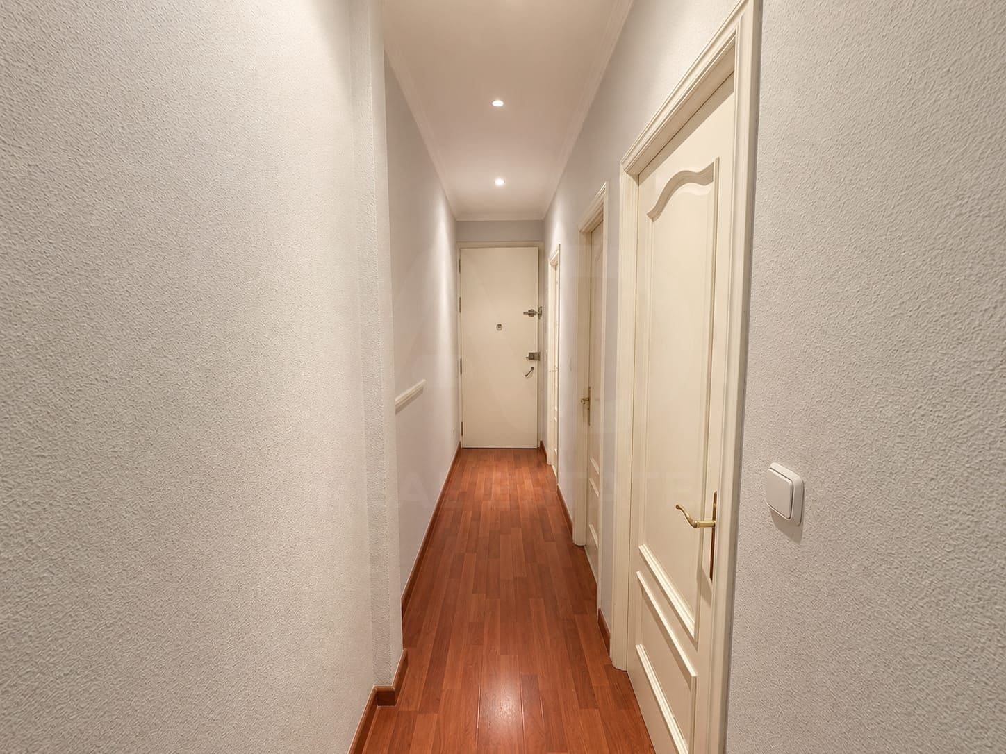 3 soveværelse Lejlighed til salg i Madrid by - € 470.000 (Ref: 9996315)