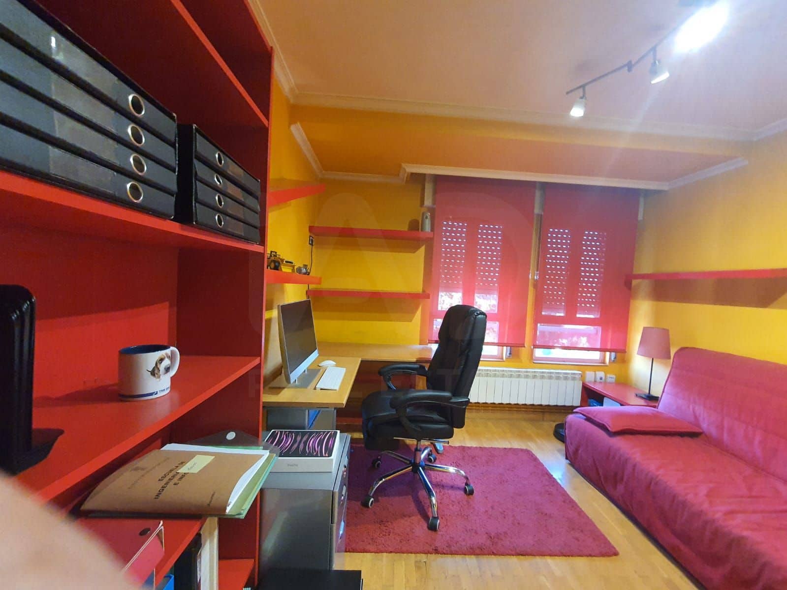 2 Zimmer Apartment zu vermieten in Leon Stadt - 700 € (Ref: 9996317)