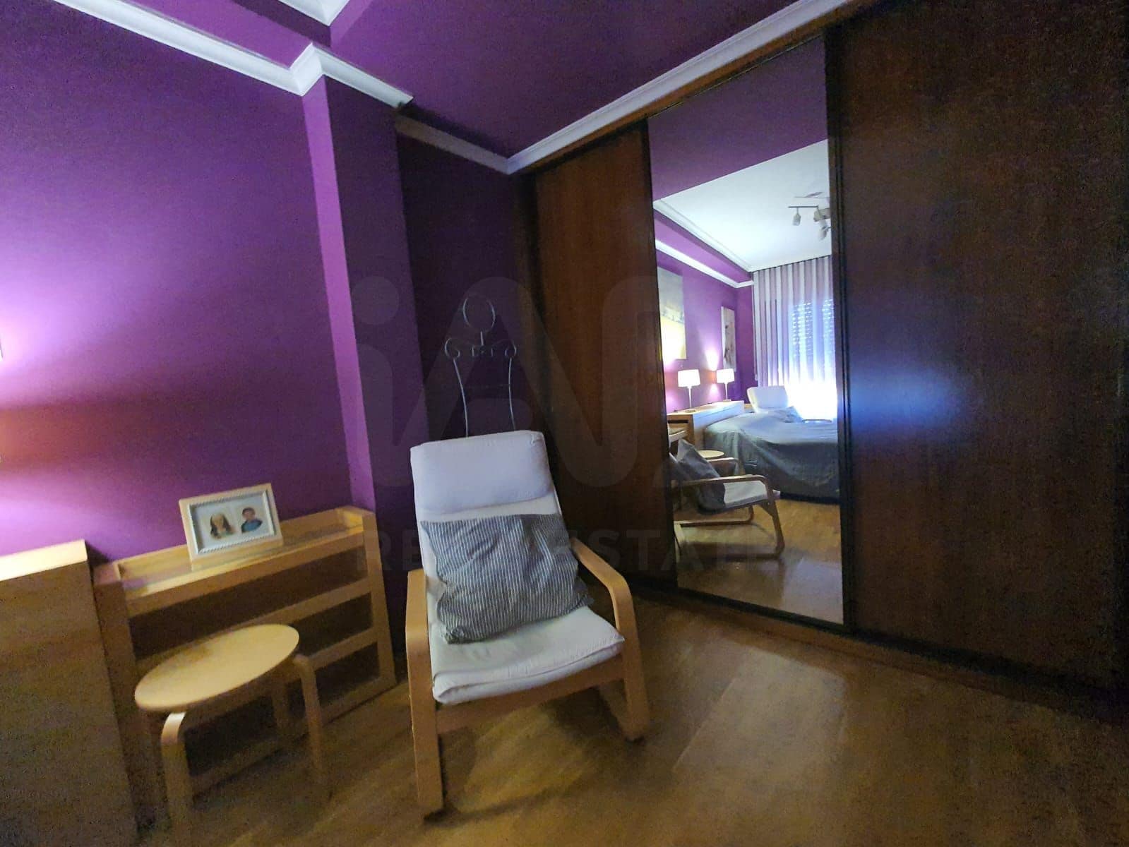 2 Zimmer Apartment zu vermieten in Leon Stadt - 700 € (Ref: 9996317)