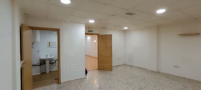 Comercial para arrendar em Alicante cidade - 500 € (Ref: 9996318)