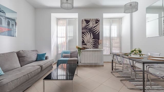2 soveværelse Lejlighed til leje i Madrid by - € 1.900 (Ref: 9996319)