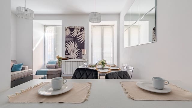 2 soveværelse Lejlighed til leje i Madrid by - € 1.900 (Ref: 9996319)