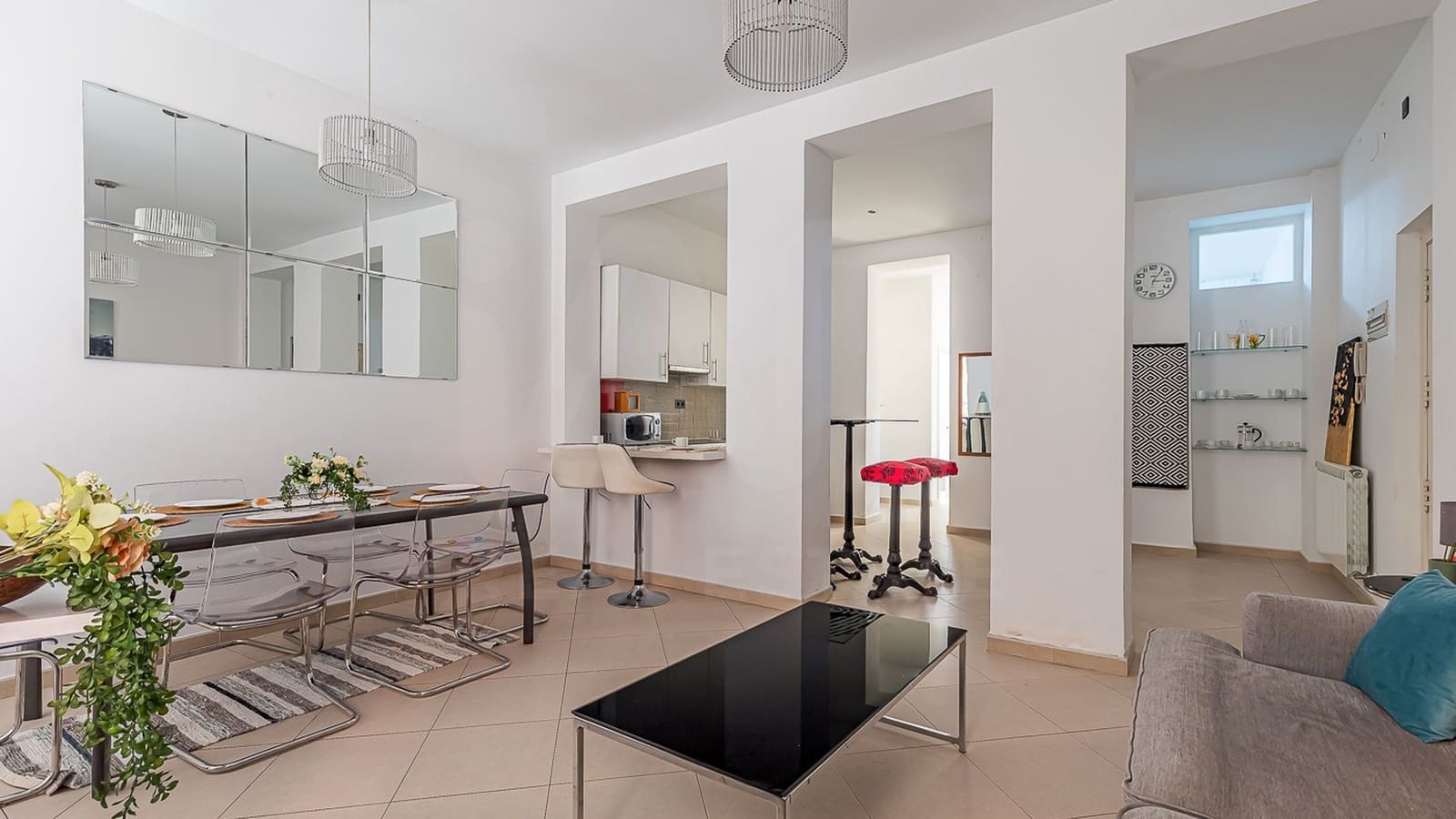 2 soveværelse Lejlighed til leje i Madrid by - € 1.900 (Ref: 9996319)
