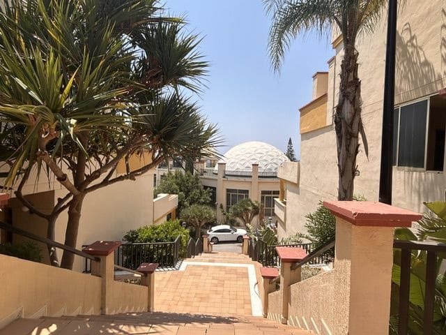 Estúdio para venda em Marbella com piscina - 360 000 € (Ref: 9996538)