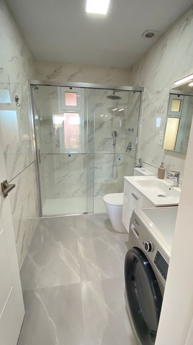 Estúdio para venda em Marbella com piscina - 360 000 € (Ref: 9996538)
