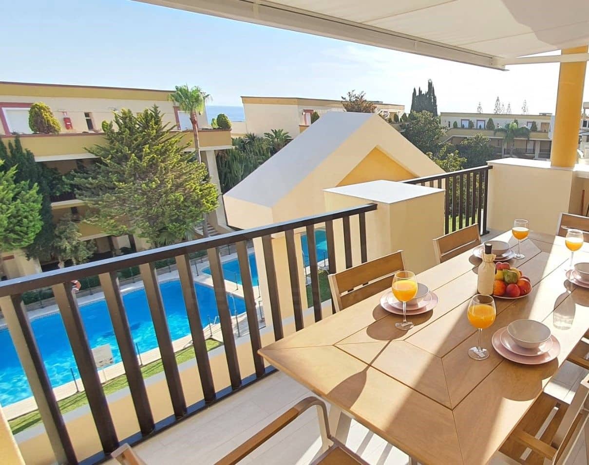 Estúdio para venda em Marbella com piscina - 360 000 € (Ref: 9996538)