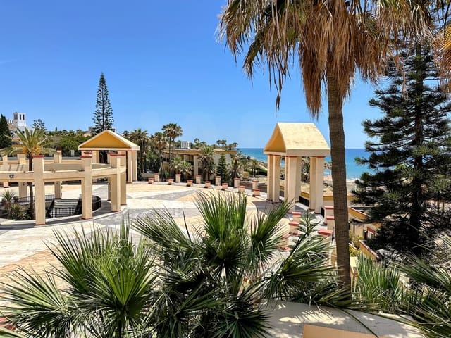 Estúdio para venda em Romana Playa, Marbella com piscina - 360 000 € (Ref: 9996538)