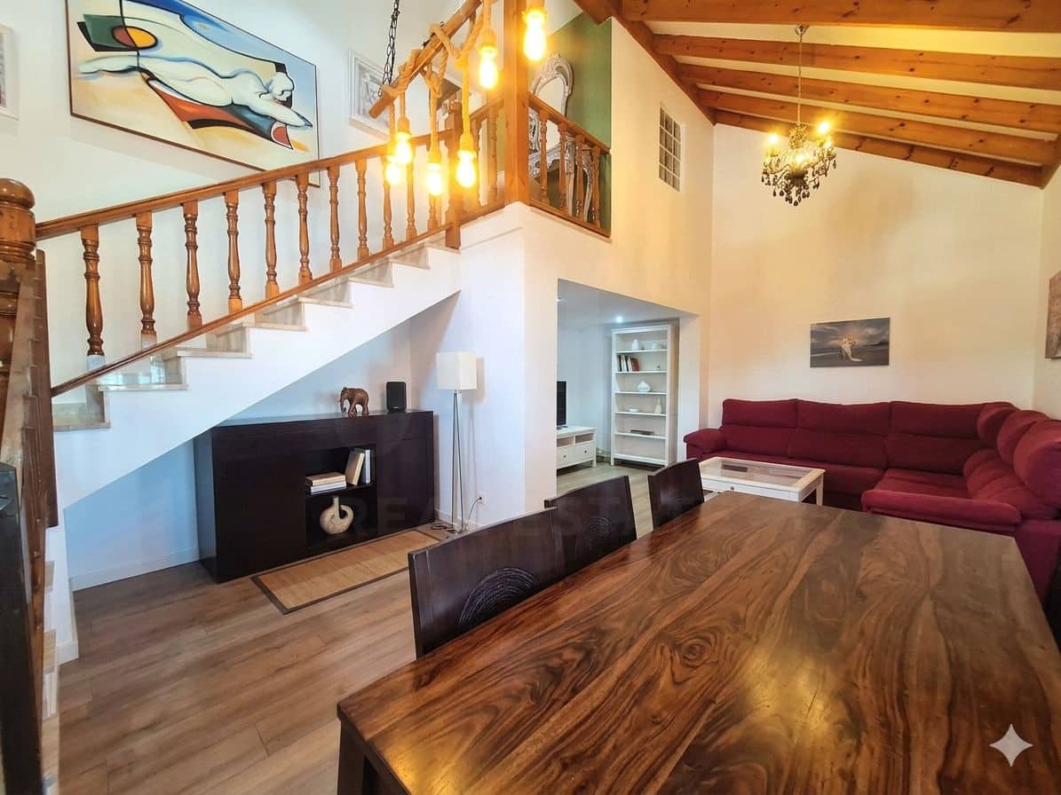 3 soveværelse Byhus til salg i Velez-Malaga med garage - € 400.000 (Ref: 9996540)
