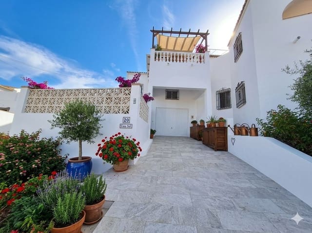 3 soveværelse Byhus til salg i Vélez-Málaga med garage - € 400.000 (Ref: 9996540)