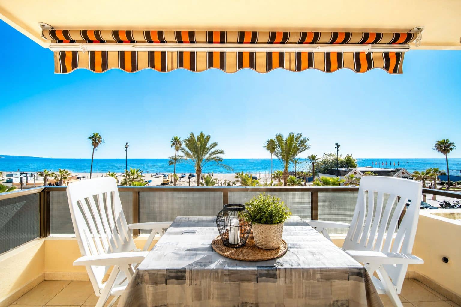 Apartamento de 3 habitaciones en Fuengirola en venta - 650.000 € (Ref: 9996544)