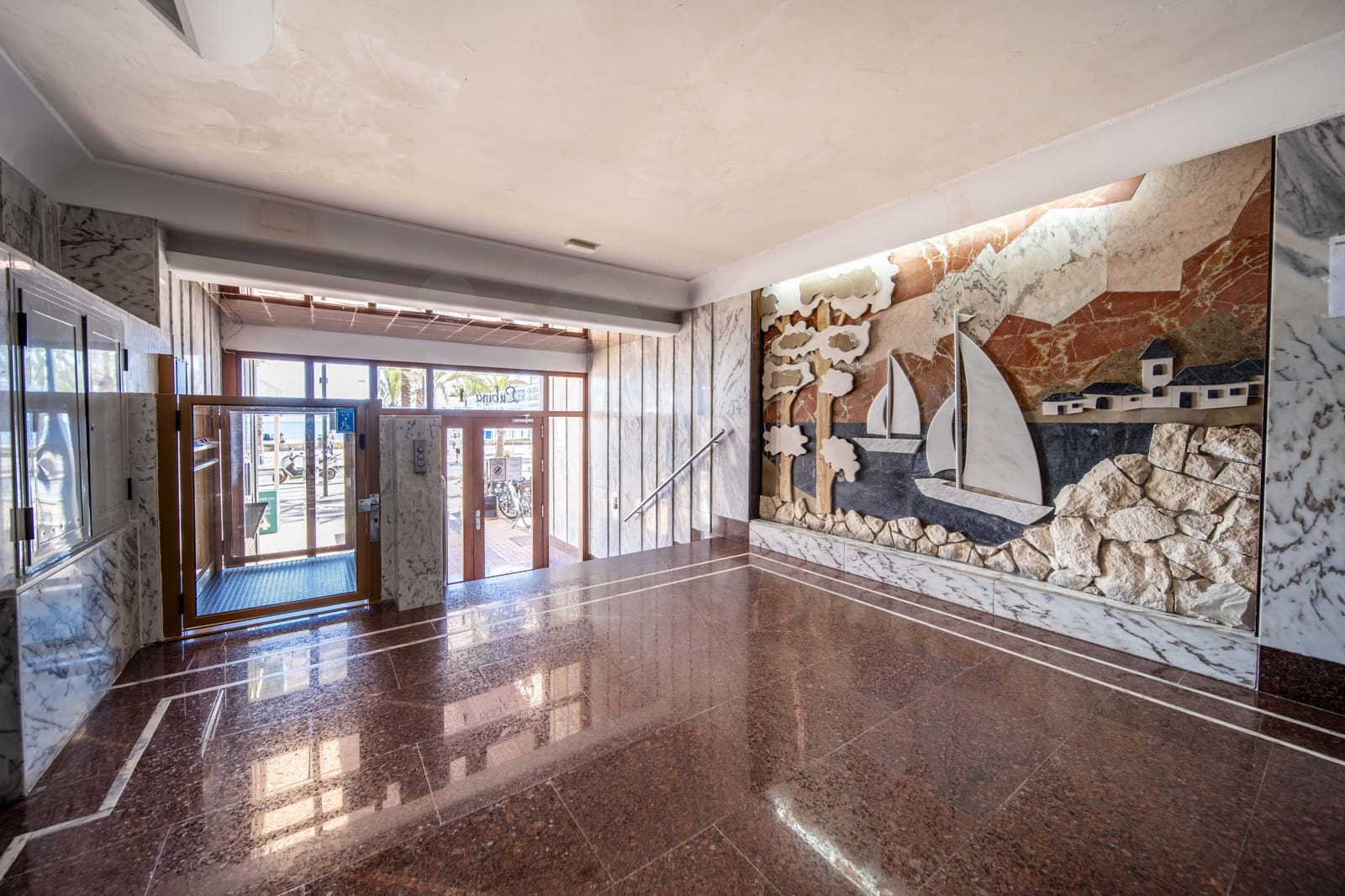 Apartamento de 3 habitaciones en Fuengirola en venta - 650.000 € (Ref: 9996544)