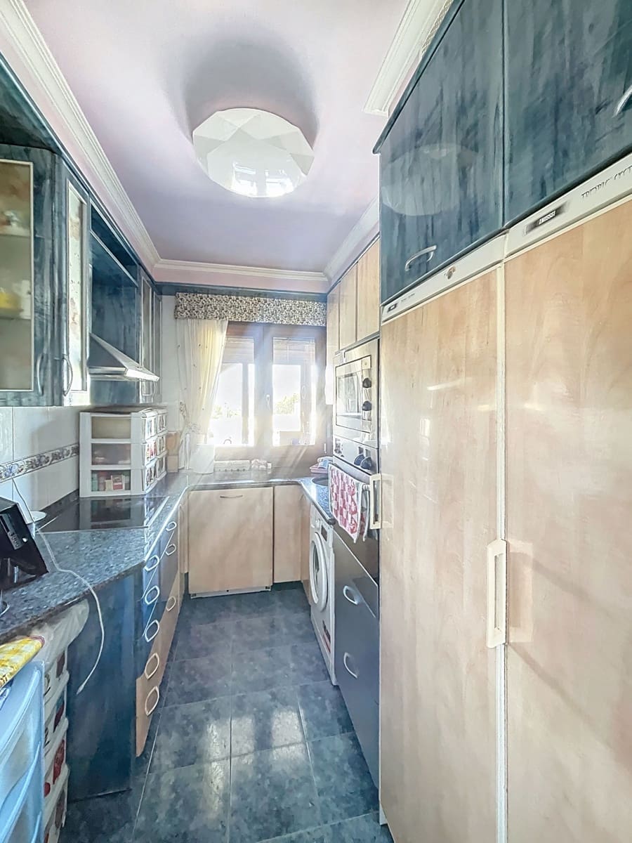 6 chambre Finca/Maison de Campagne à vendre à Valle de Mena avec piscine garage - 479 000 € (Ref: 9996545)