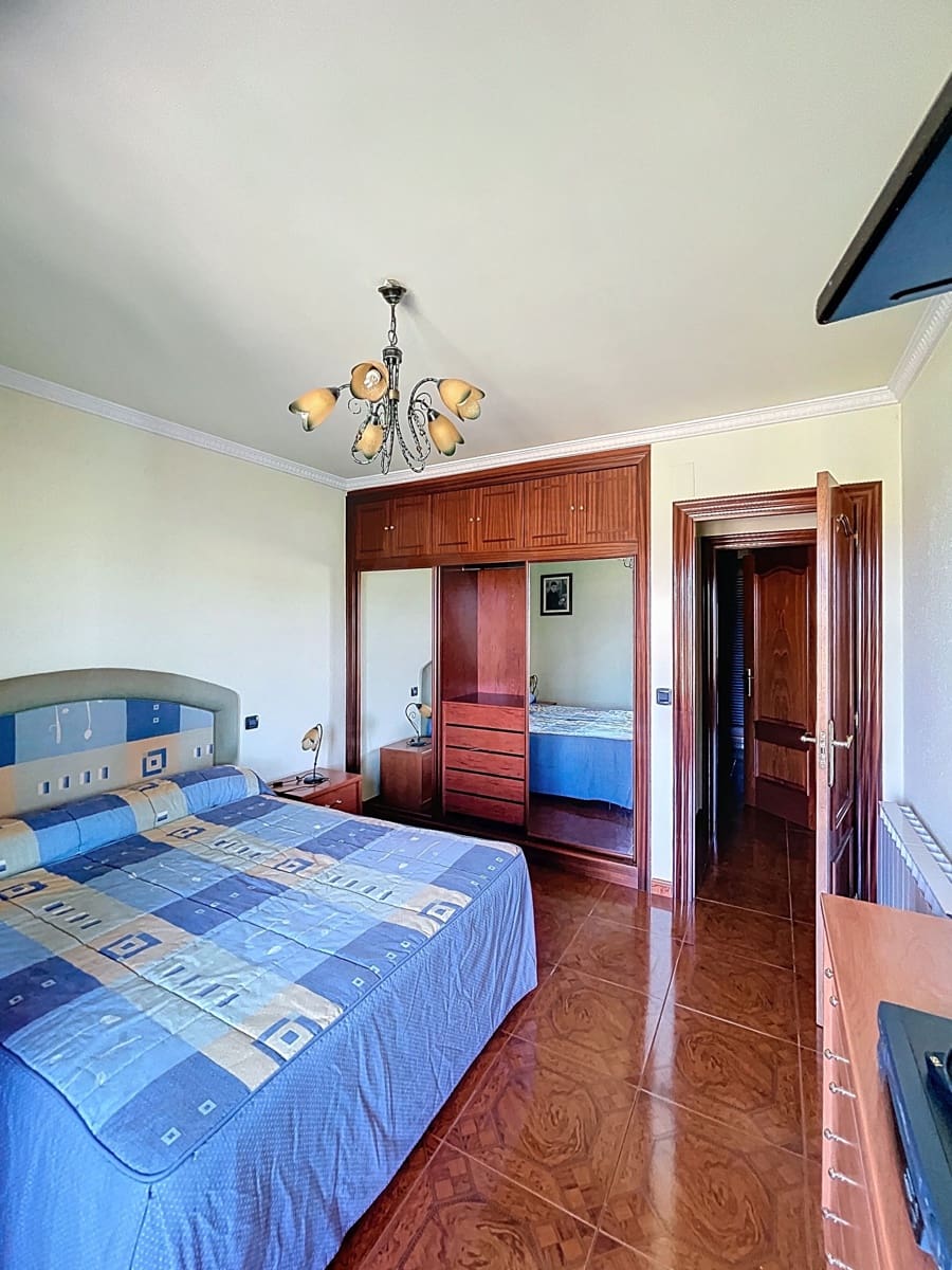 6 chambre Finca/Maison de Campagne à vendre à Valle de Mena avec piscine garage - 479 000 € (Ref: 9996545)