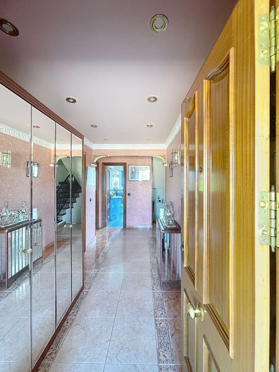 6 chambre Finca/Maison de Campagne à vendre à Valle de Mena avec piscine garage - 479 000 € (Ref: 9996545)