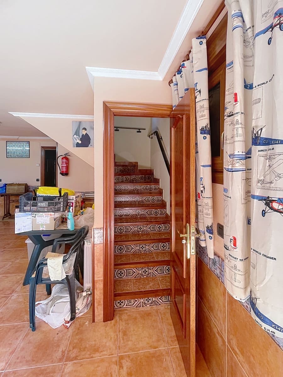 6 chambre Finca/Maison de Campagne à vendre à Valle de Mena avec piscine garage - 479 000 € (Ref: 9996545)
