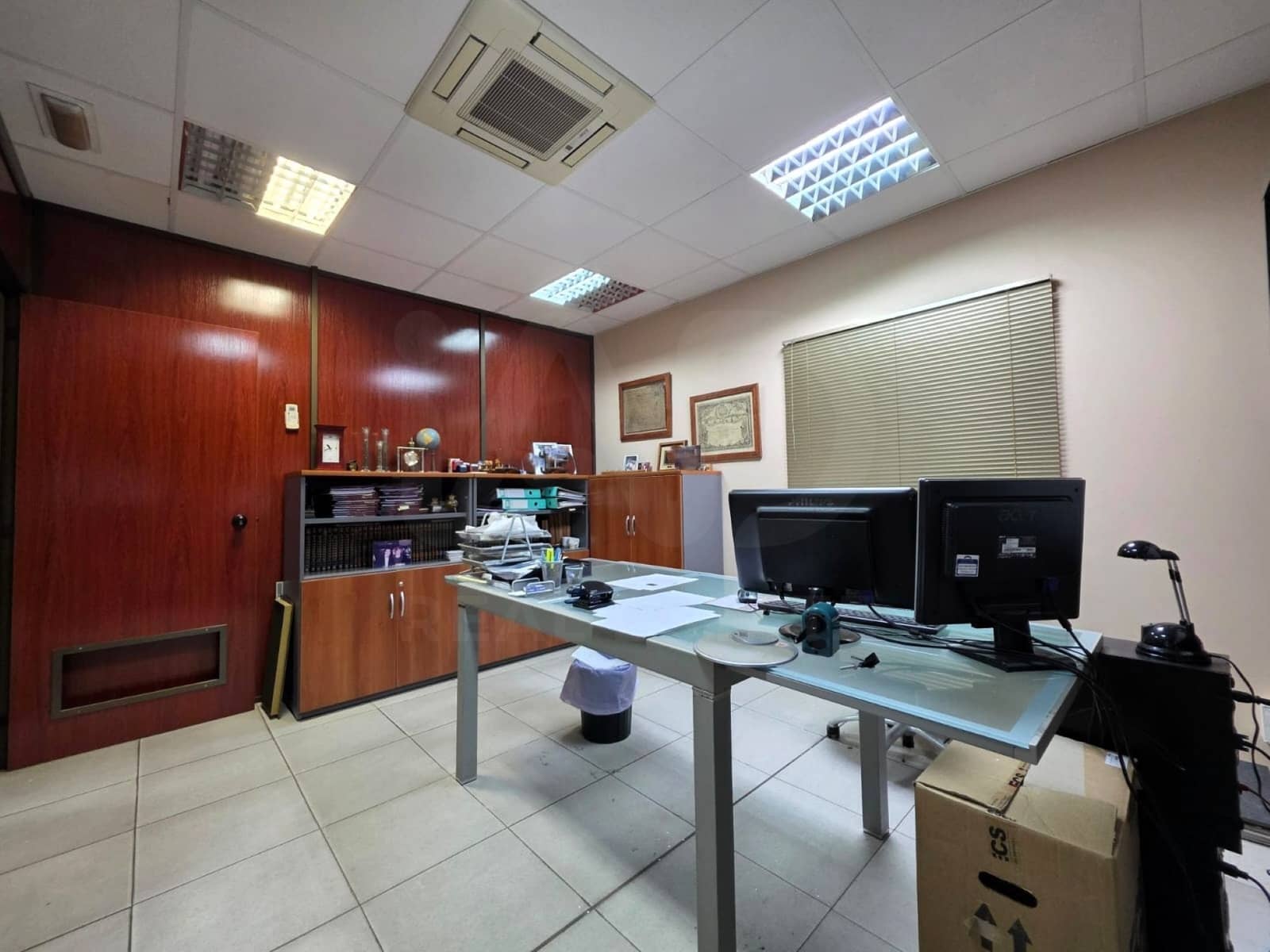 Komercyjne na sprzedaż w Cervello - 1 029 000 € (Ref: 9996549)