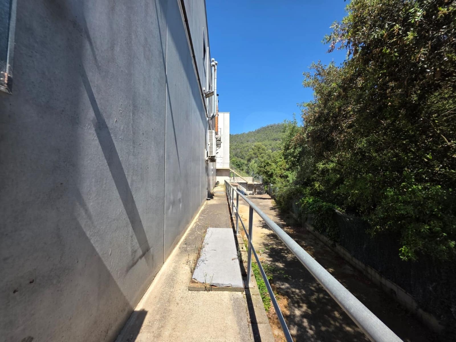 Komercyjne na sprzedaż w Cervello - 1 029 000 € (Ref: 9996549)