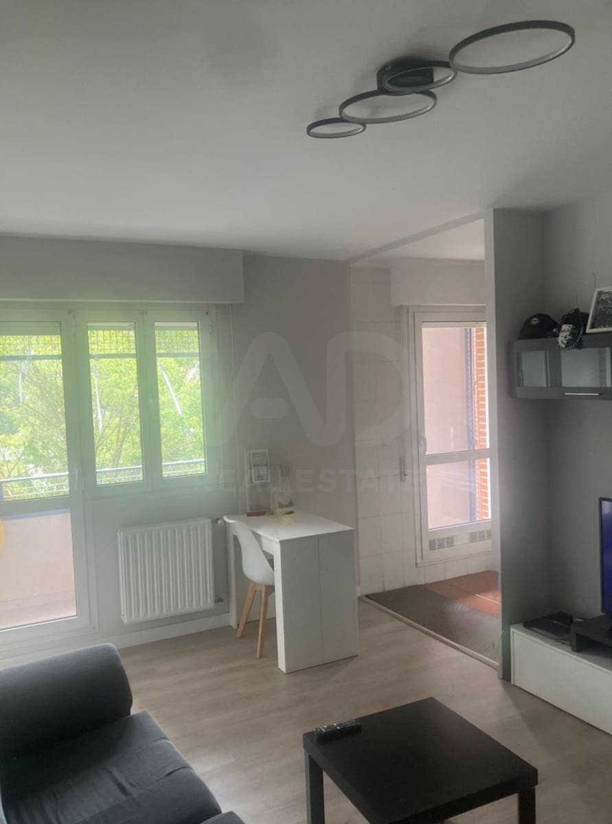 2 bedroom Apartment for sale in Vitoria-Gasteiz with garage - € 205,000 (Ref: 9997144)