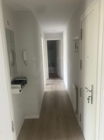 2 bedroom Apartment for sale in Vitoria-Gasteiz - € 205,000 (Ref: 9997144)
