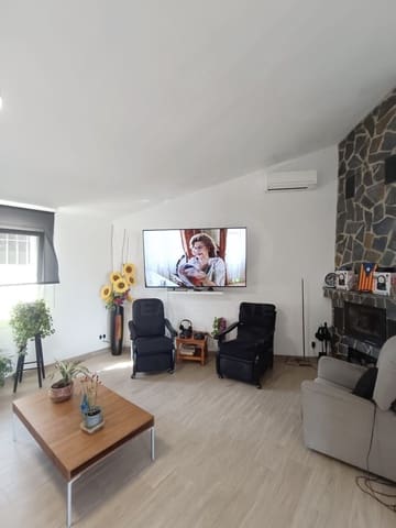 Chalet de 3 habitaciones en Calafat, L'Ametlla de Mar en venta con piscina - 650.000 € (Ref: 9997826)