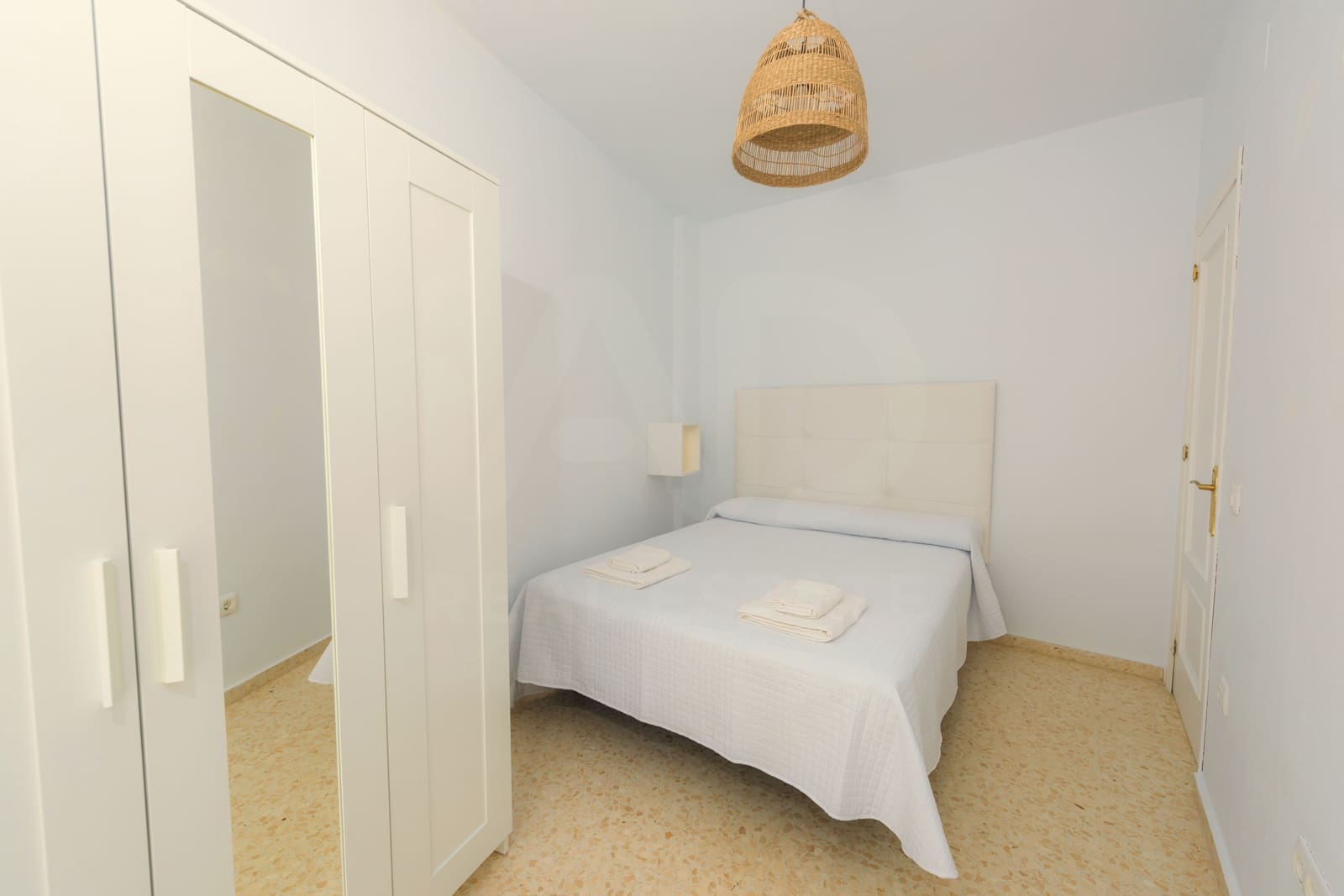 9 soveværelse Rækkehus til salg i Tarifa - € 1.150.000 (Ref: 9997828)