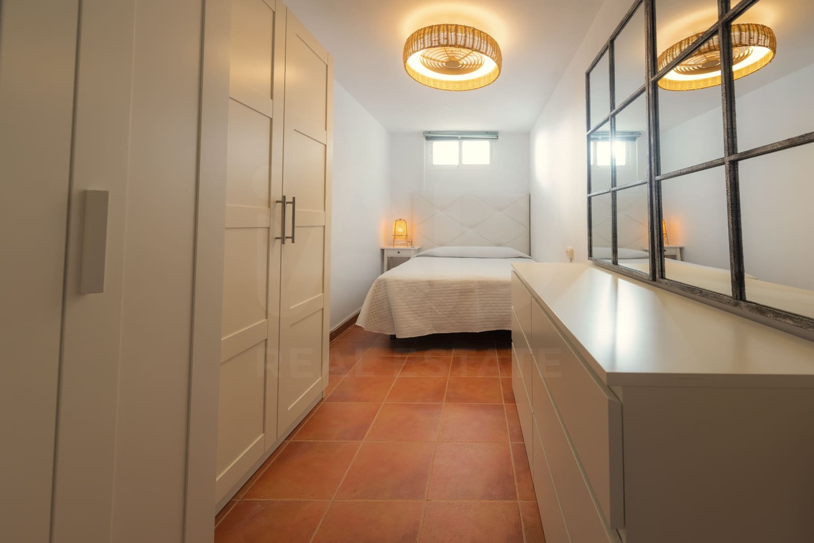 9 soveværelse Rækkehus til salg i Tarifa - € 1.150.000 (Ref: 9997828)