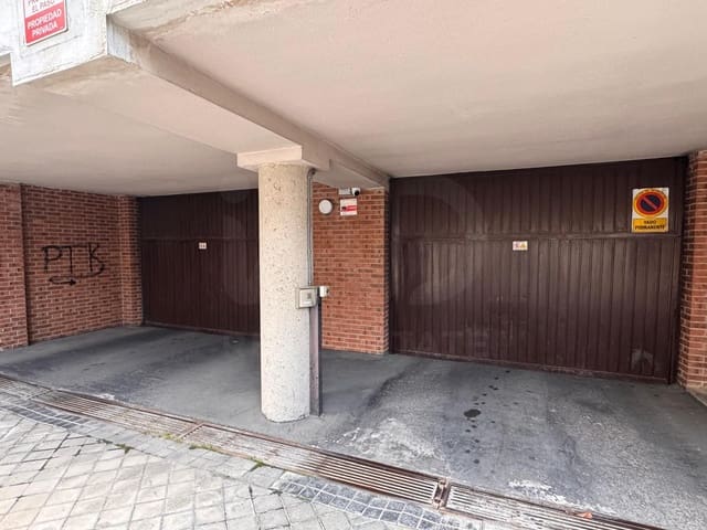 Garagem para venda em Media Legua, Madrid cidade - 42 990 € (Ref: 9997830)