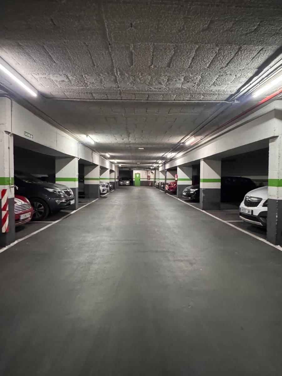 Garagem para venda em Madrid cidade - 42 990 € (Ref: 9997830)