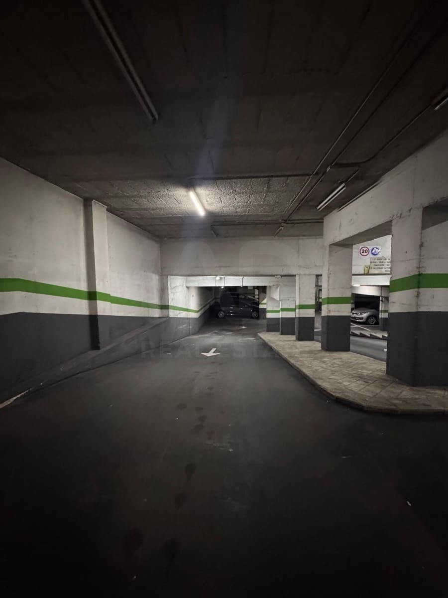 Garagem para venda em Madrid cidade - 42 990 € (Ref: 9997830)