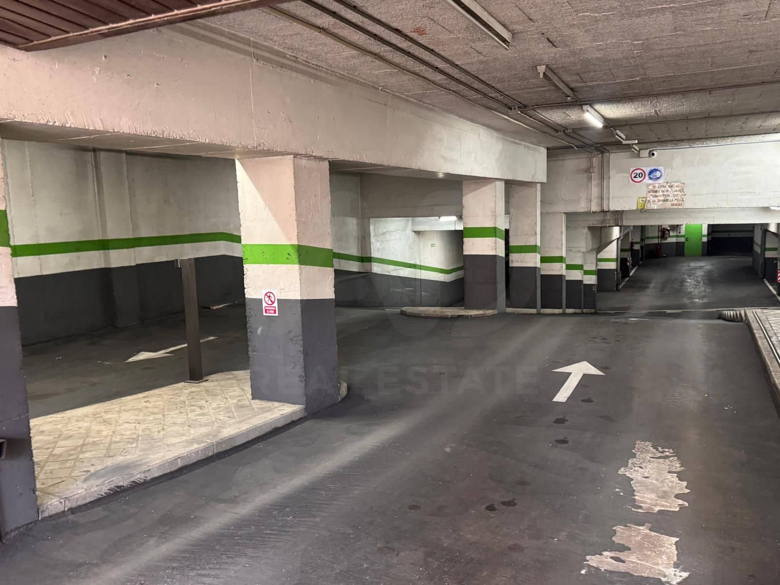 Garagem para venda em Madrid cidade - 42 990 € (Ref: 9997830)