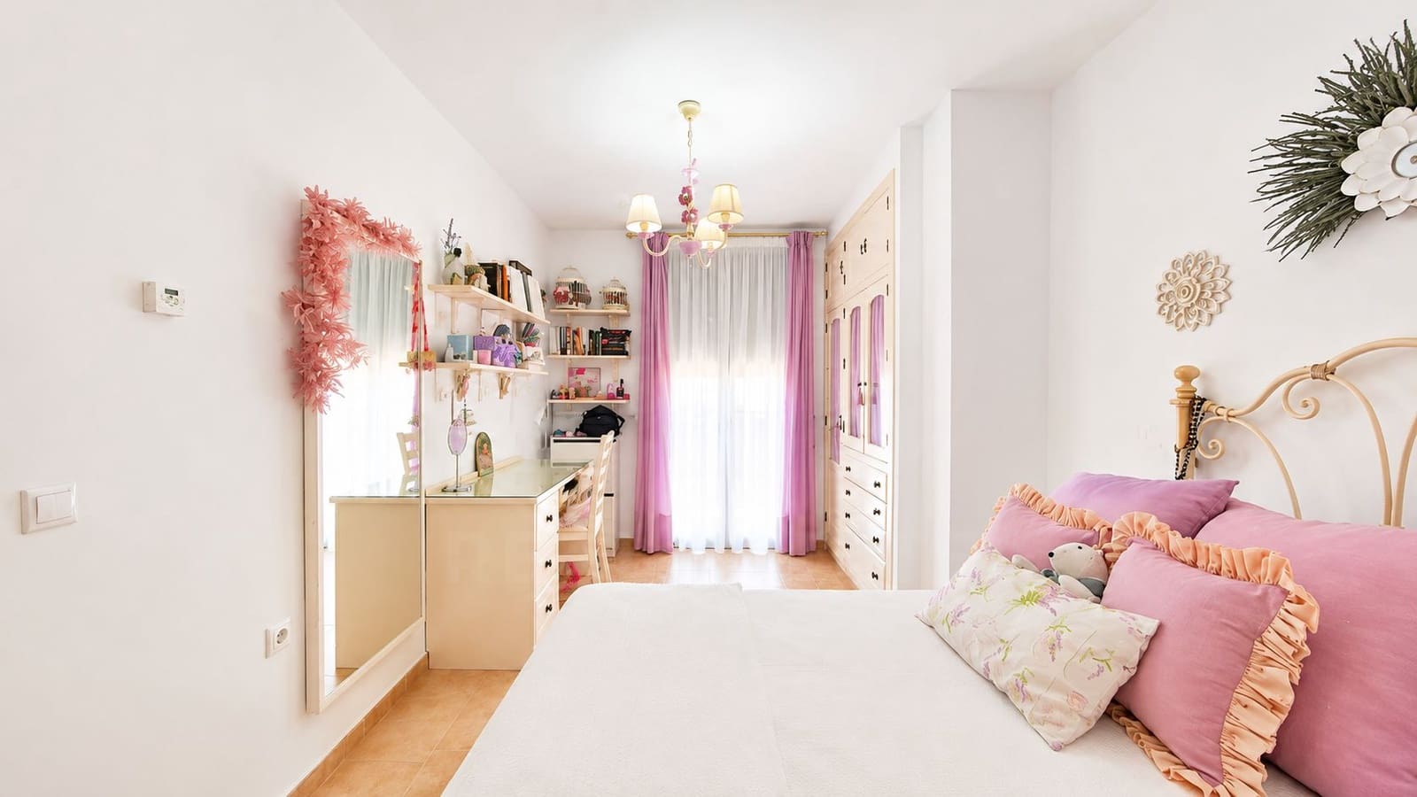 Casa de 6 habitaciones en Córdoba ciudad en venta con piscina garaje - 630.000 € (Ref: 9997831)