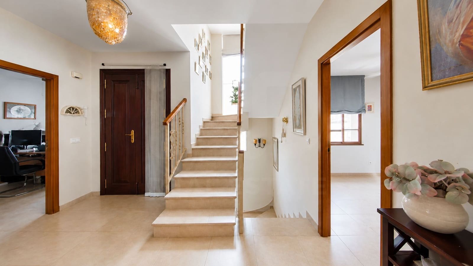 Casa de 6 habitaciones en Córdoba ciudad en venta con piscina garaje - 630.000 € (Ref: 9997831)