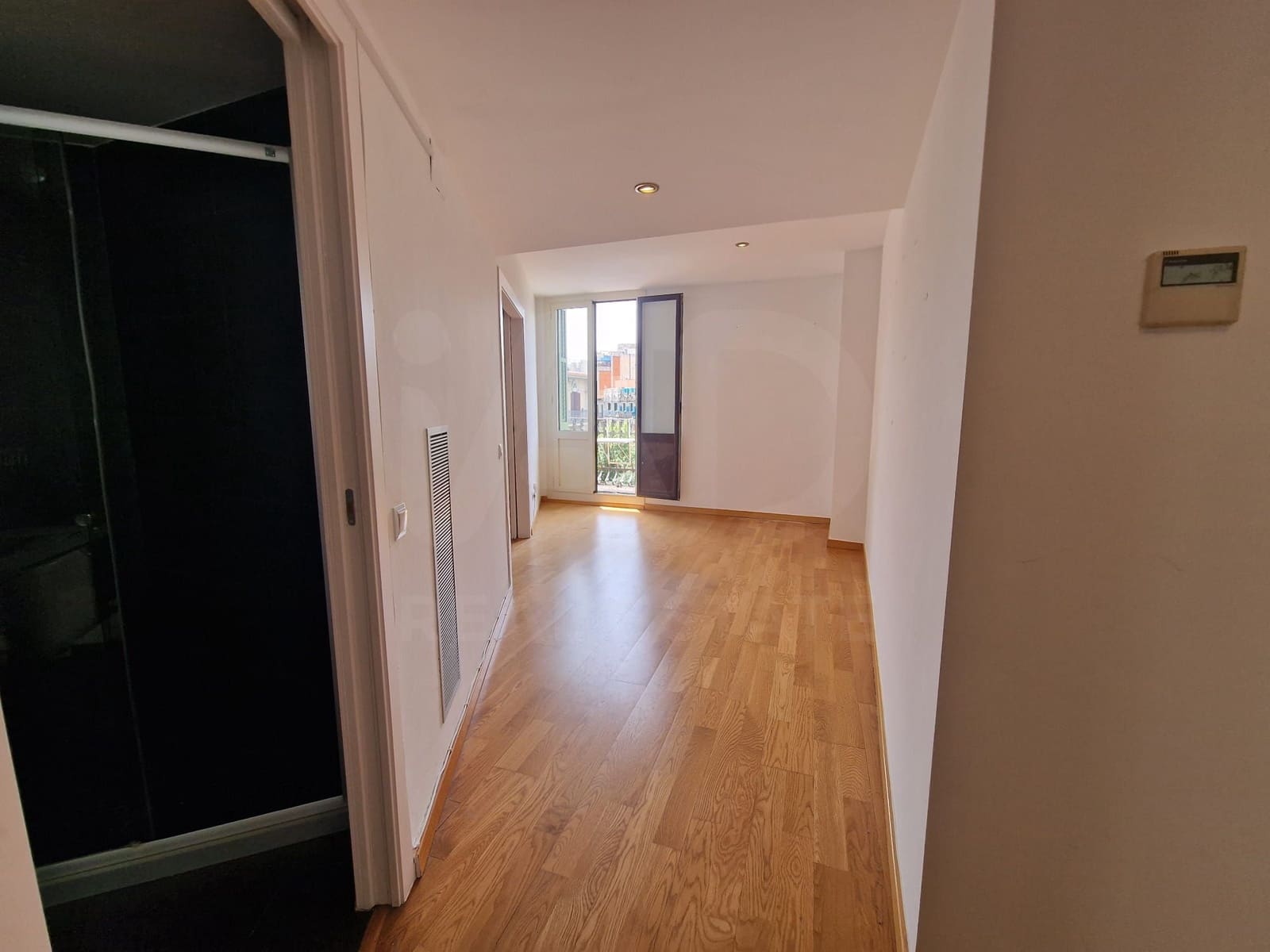 2 soveværelse Lejlighed til salg i Barcelona by - € 750.000 (Ref: 9997833)