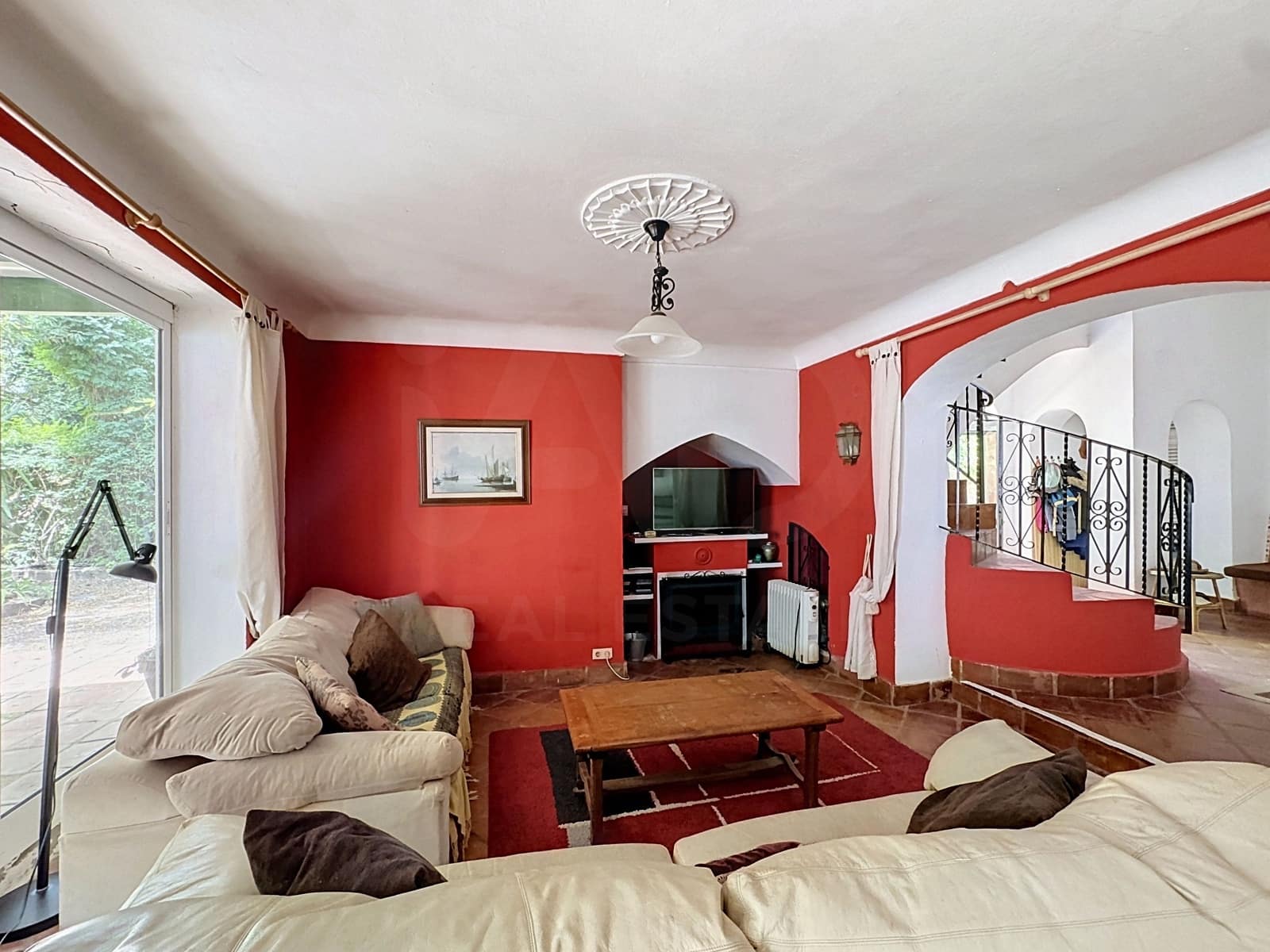 5 sovrum Villa till salu i Algeciras med garage - 575 000 € (Ref: 9997836)