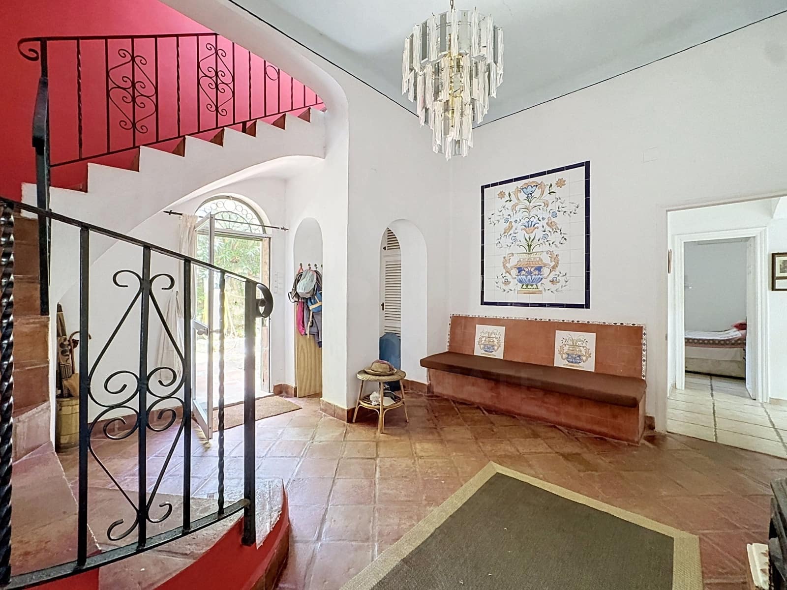 5 sovrum Villa till salu i Algeciras med garage - 575 000 € (Ref: 9997836)