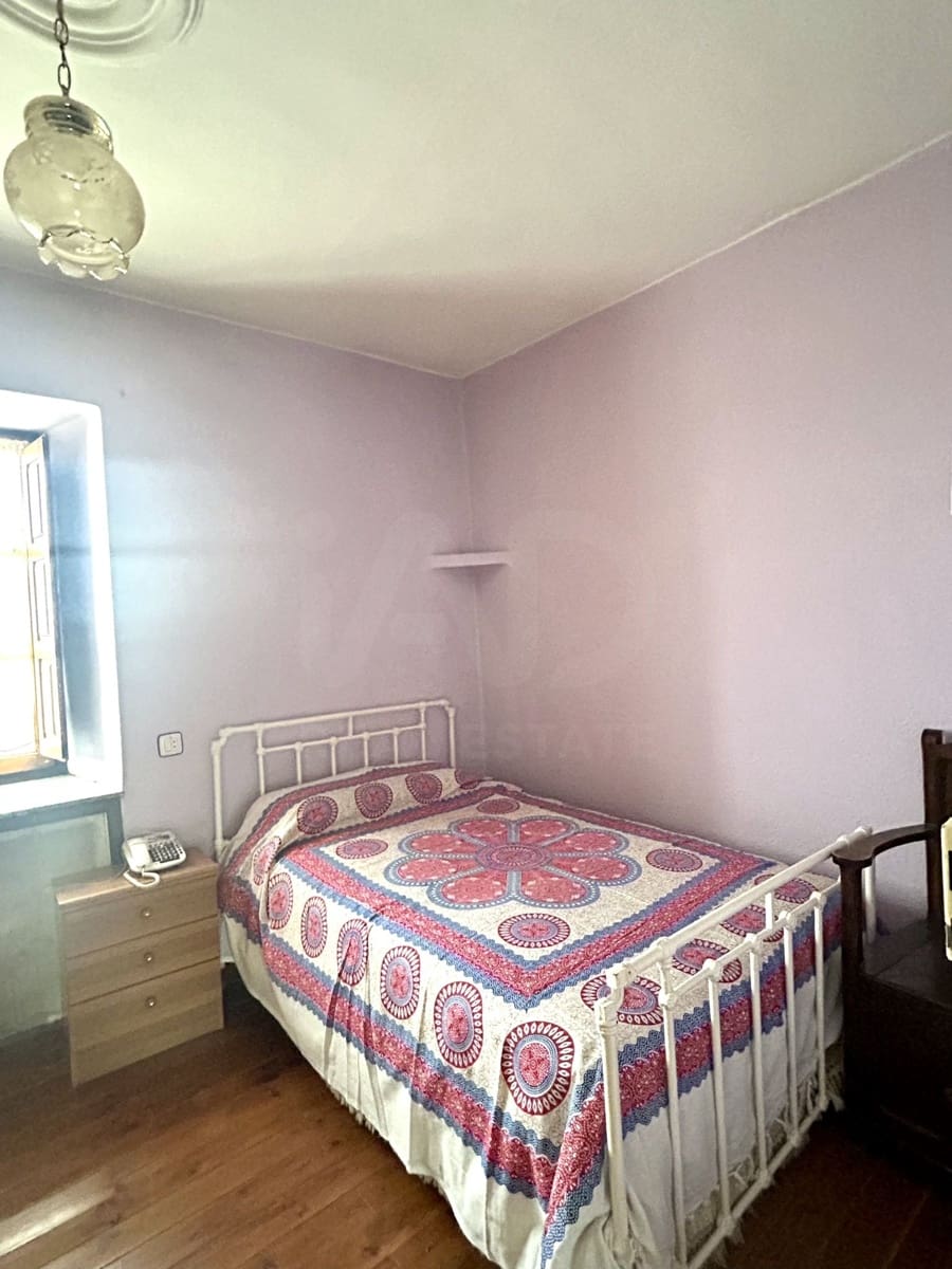 4 chambre Finca/Maison de Campagne à vendre à Riello avec garage - 86 000 € (Ref: 9997837)