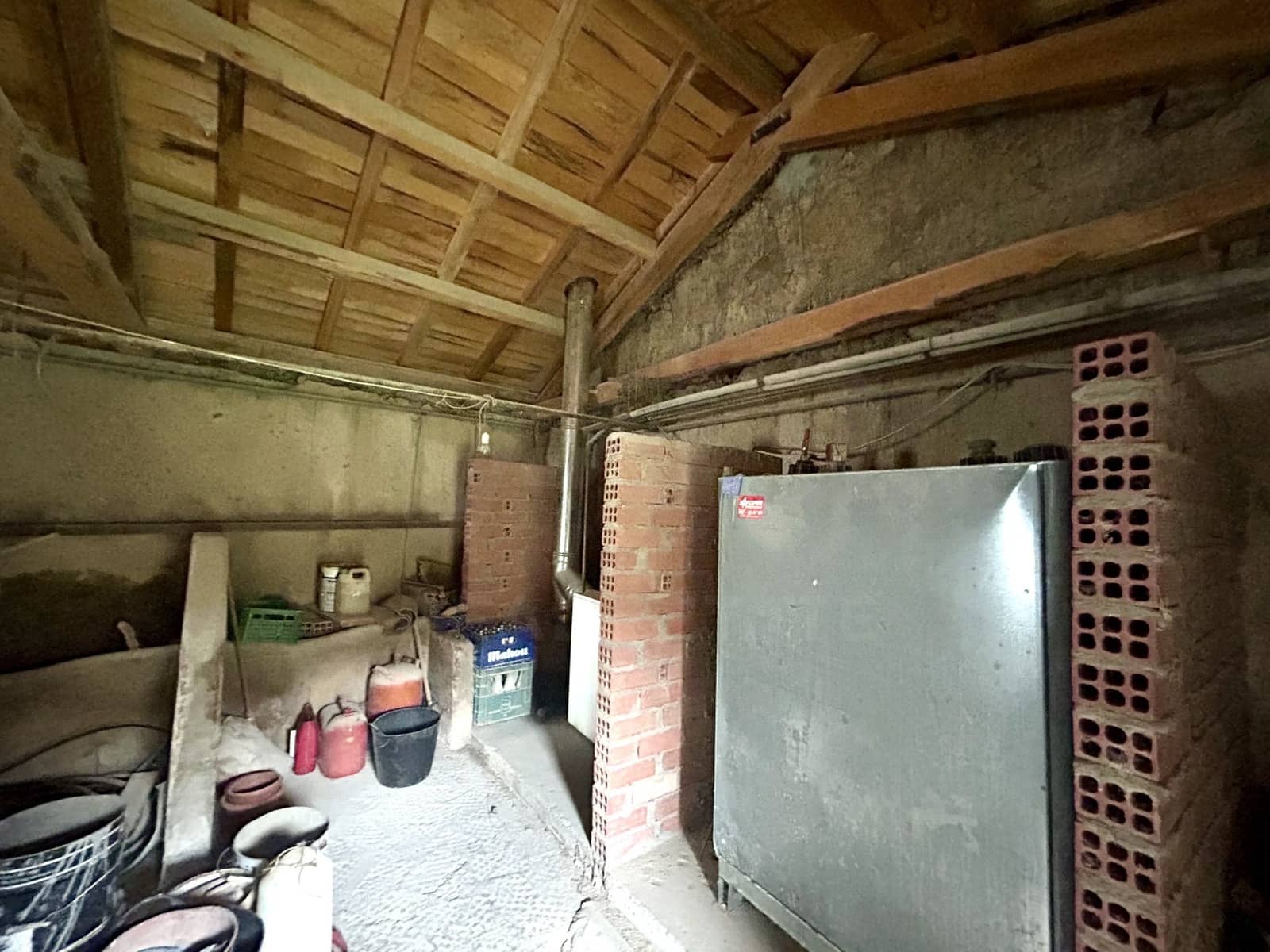 4 chambre Finca/Maison de Campagne à vendre à Riello avec garage - 86 000 € (Ref: 9997837)