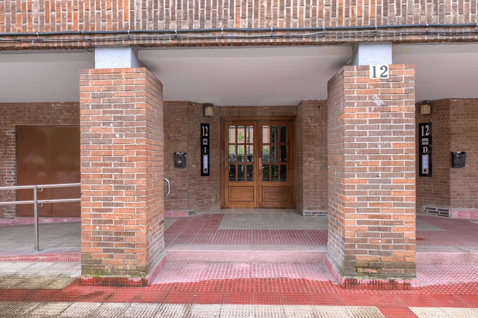 3 sovrum Lägenhet till salu i Bilbao med garage - 438 000 € (Ref: 9997987)