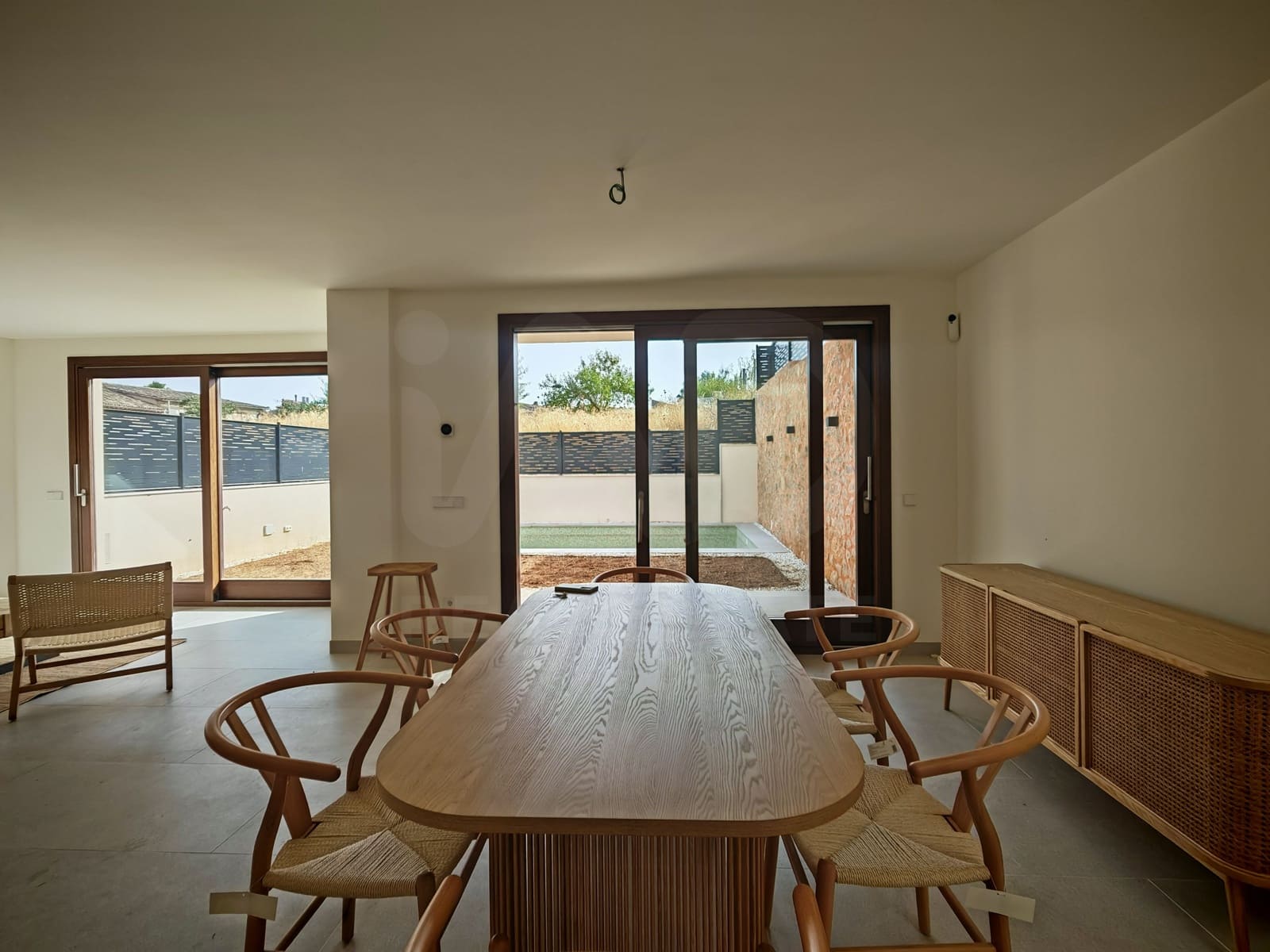 3 slaapkamer Huis te koop in Alaro met zwembad garage - € 975.000 (Ref: 9997988)
