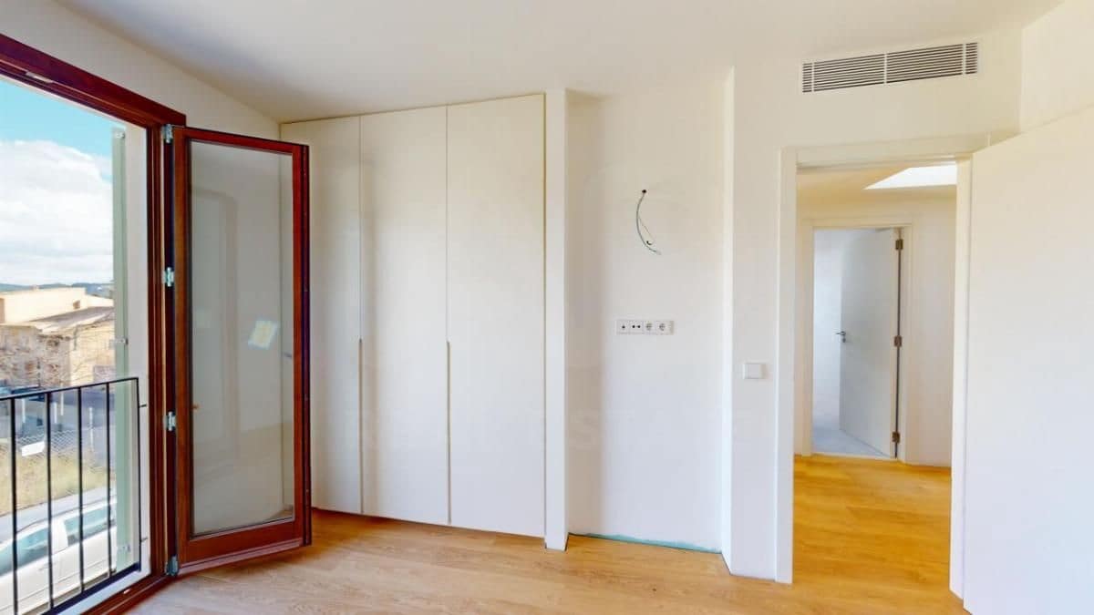 3 slaapkamer Huis te koop in Alaro met zwembad garage - € 975.000 (Ref: 9997988)